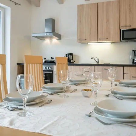 Modern In Near Ski Area Apartamento