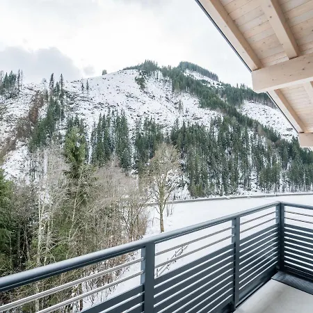 Apartamento Modern In Near Ski Area Saalbach-Hinterglemm